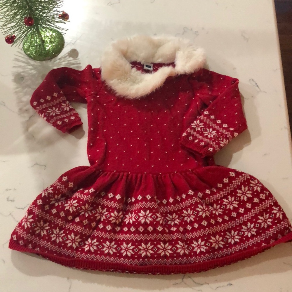 Gorgeous and warm Janie and Jack Holiday Dress. Smoke and pet free home